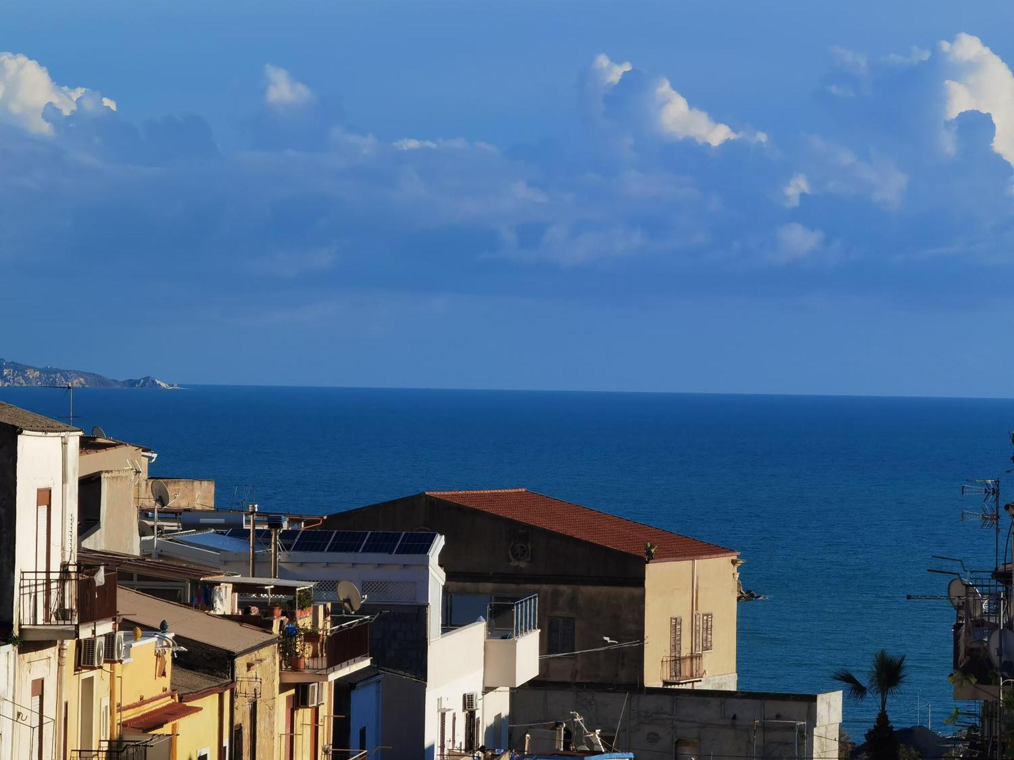 Apartamento La Casa Di Ariel Porto Empedocle Exterior foto